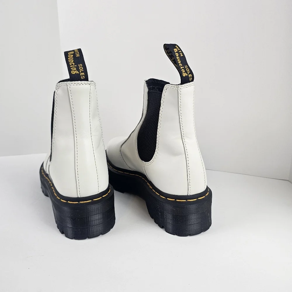 Doc Martens Dr. Martens 2976 Yellow‎ Stitch Smooth Leather Chelsea Boots M8/L9